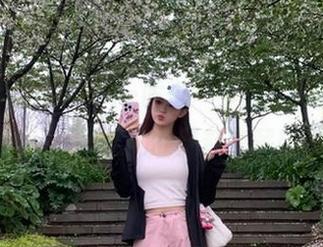 “17c吃瓜”下载后，这才是一天到晚刷的黑料宝藏！
