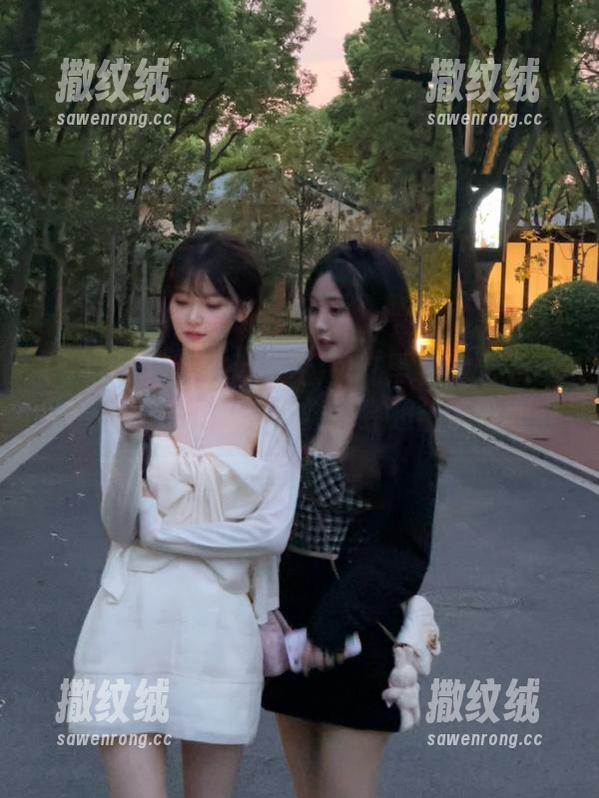 窝在沙发上追51黑料的吃瓜线路，发现手头的瓜种类已经超出了预期…