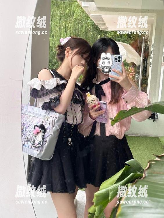 “91i吃瓜”网站让我识别出一件事:咱们都表面上八卦,实际上谁没点情感戏啊? “91i吃瓜”网站让我识别出一件事:咱们都表面上八卦,实际上谁没点情感戏啊?
