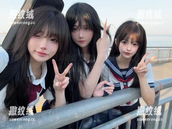 被瓜砸到了吗?传送门在这里,91免费吃瓜网等你来解压! 被瓜砸到了吗?传送门在这里,91免费吃瓜网等你来解压!