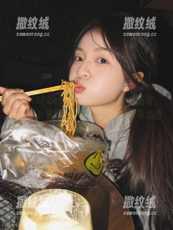 在zztt87.ccm网站里,黑料的分量好像直接拉高了我的好奇心指数! 在zztt87.ccm网站里,黑料的分量好像直接拉高了我的好奇心指数!