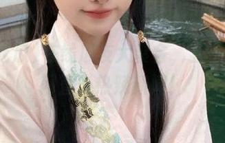 在线瓜友大聚会，五一吃瓜官网直击热辣新闻！