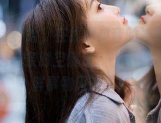 哈，在线刷抖音的冲哥精选，活像在逛一条时空隧道，一不小心就被新鲜事物闪瞎了！