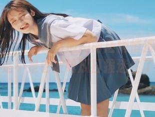 在iOS应用商店悄悄搜索的你，是不是也被吃瓜日报迷住了？