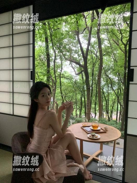 又一次被“吃瓜网”的入口震撼到了,里面似乎有无尽的八卦在欢迎我! 又一次被“吃瓜网”的入口震撼到了,里面似乎有无尽的八卦在欢迎我!