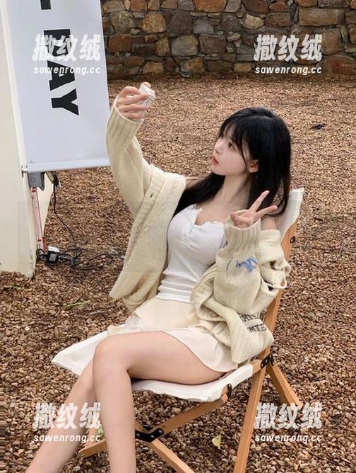 听说17c吃瓜网的免费跑线路上藏着惊喜蘑菇视频,快来授课吧! 听说17c吃瓜网的免费跑线路上藏着惊喜蘑菇视频,快来授课吧!