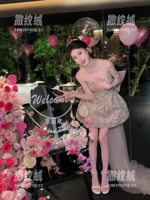 在线下载扒哥黑料,网页里的每个字都是情绪的调味剂。 在线下载扒哥黑料,网页里的每个字都是情绪的调味剂。