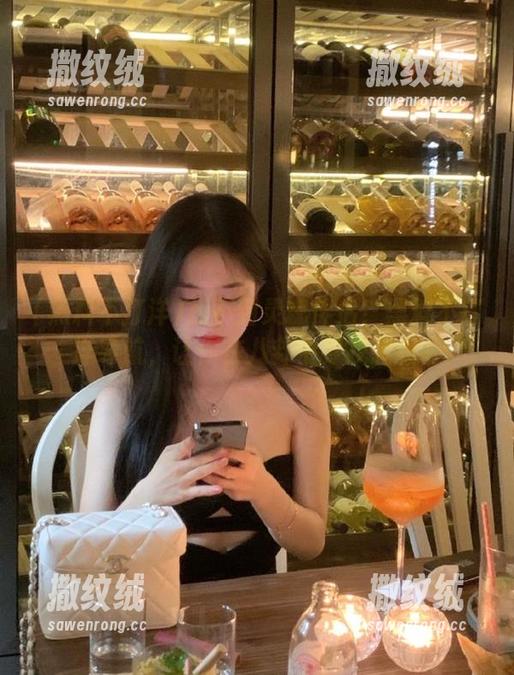 找不到灵魂伴侣?黑料不打洋导航,让你在八卦中寻找慰藉。 找不到灵魂伴侣?黑料不打洋导航,让你在八卦中寻找慰藉。