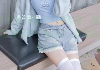 黑料不打烊导航：越看越觉得正能量仿佛是一道彩虹，咕噜咕噜转得我头晕！