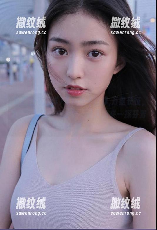 黑料社不打烊,万里长征,传送门好比一瓶香水,让人想来一探芬芳滋味。 黑料社不打烊,万里长征,传送门好比一瓶香水,让人想来一探芬芳滋味。
